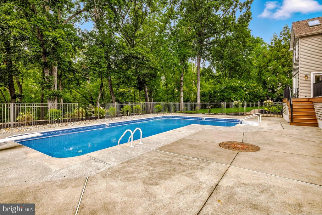 115 FOX CHASE COURT
