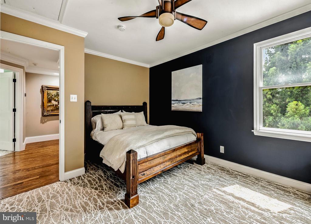 115 FOX CHASE COURT