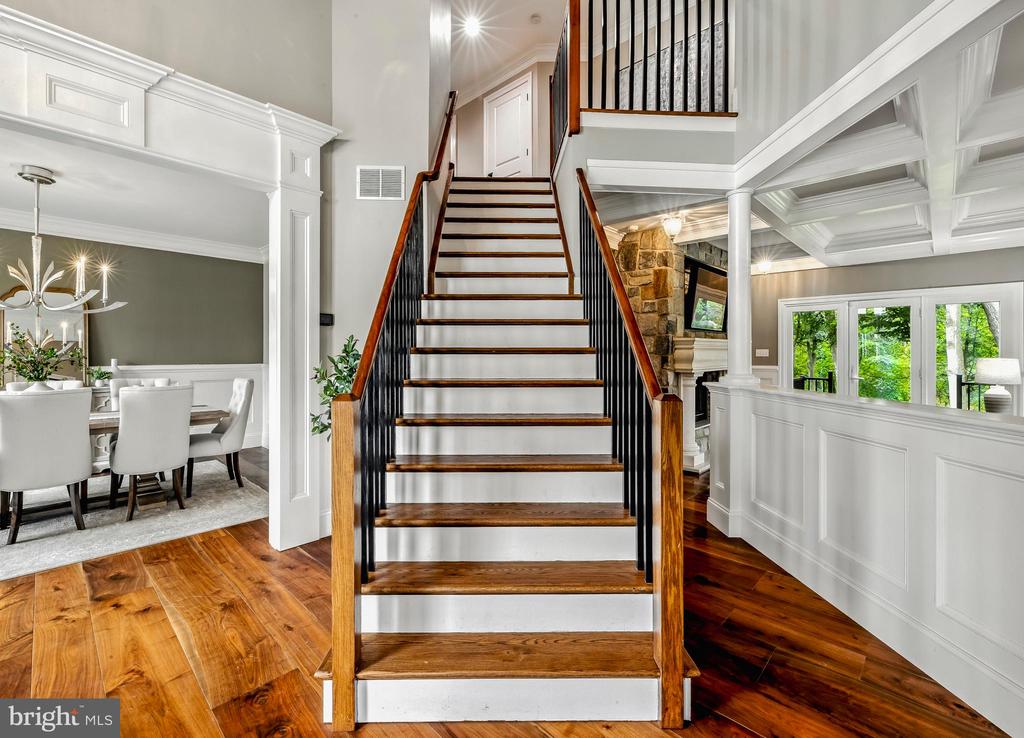 115 FOX CHASE COURT