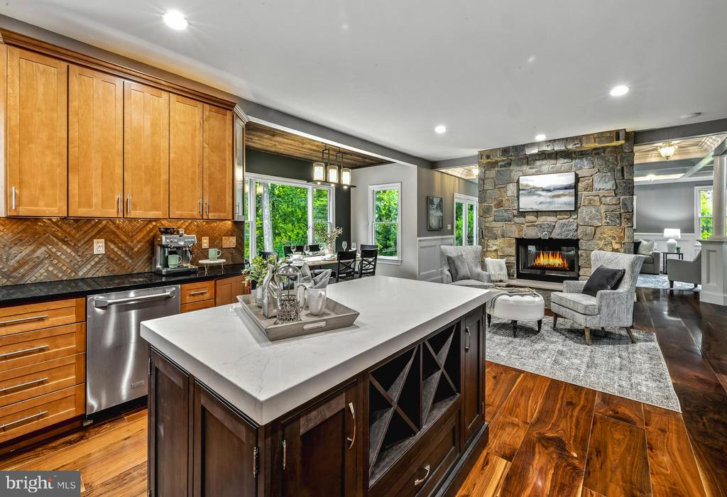 115 FOX CHASE COURT