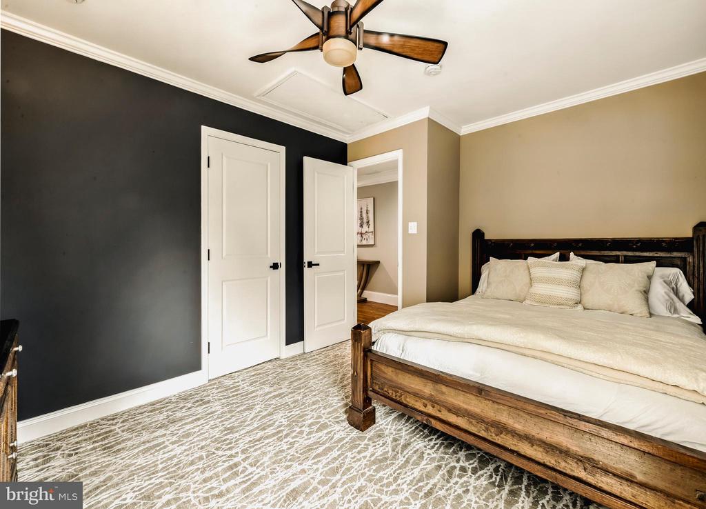 115 FOX CHASE COURT
