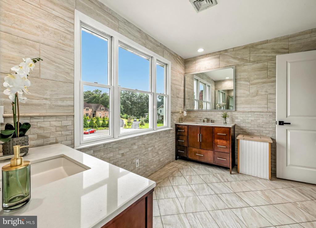 115 FOX CHASE COURT