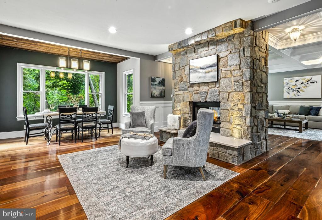 115 FOX CHASE COURT