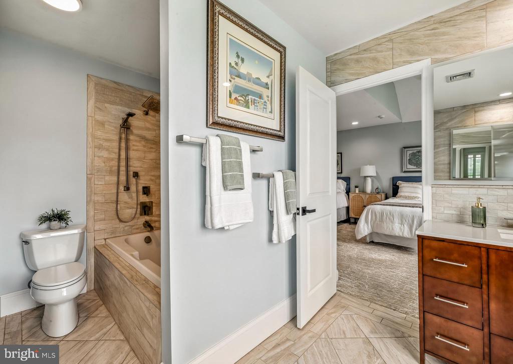 115 FOX CHASE COURT