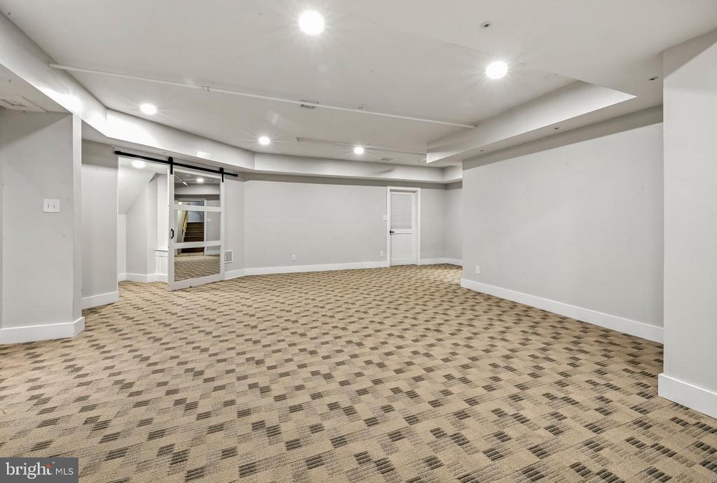 115 FOX CHASE COURT