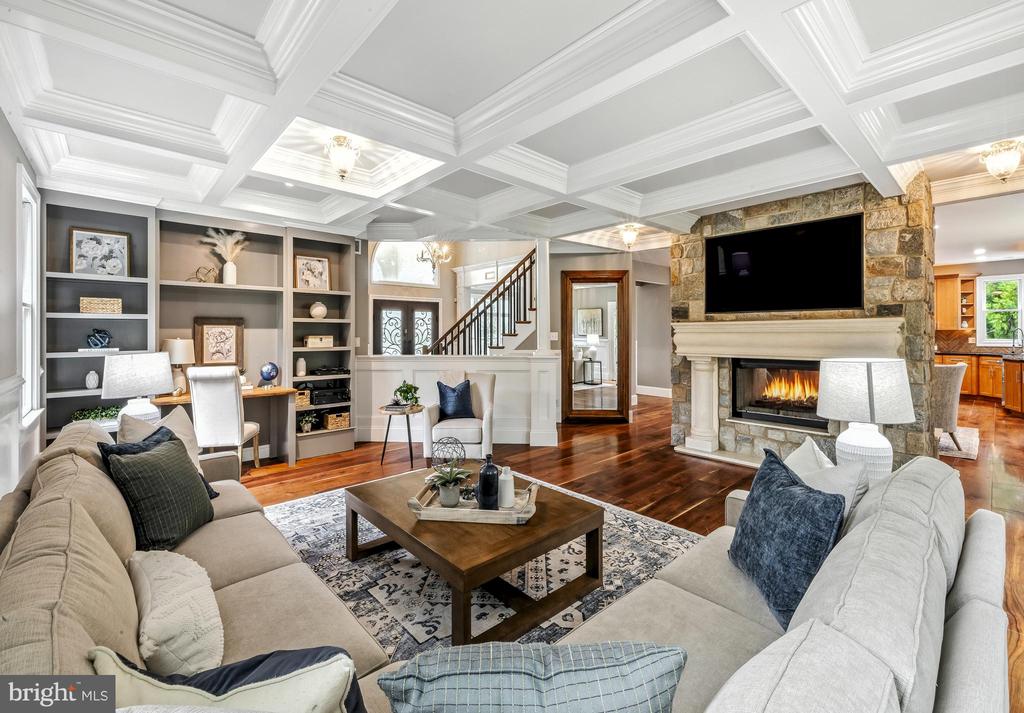 115 FOX CHASE COURT
