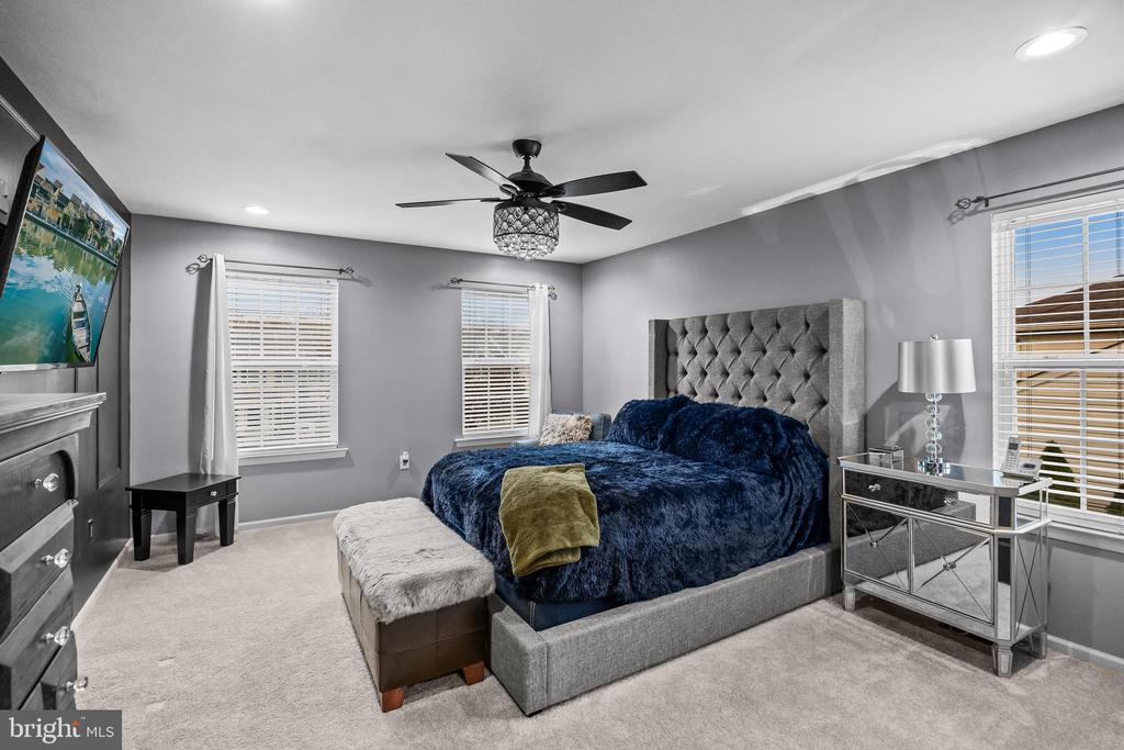 1430 CRANLEIGH LANE
