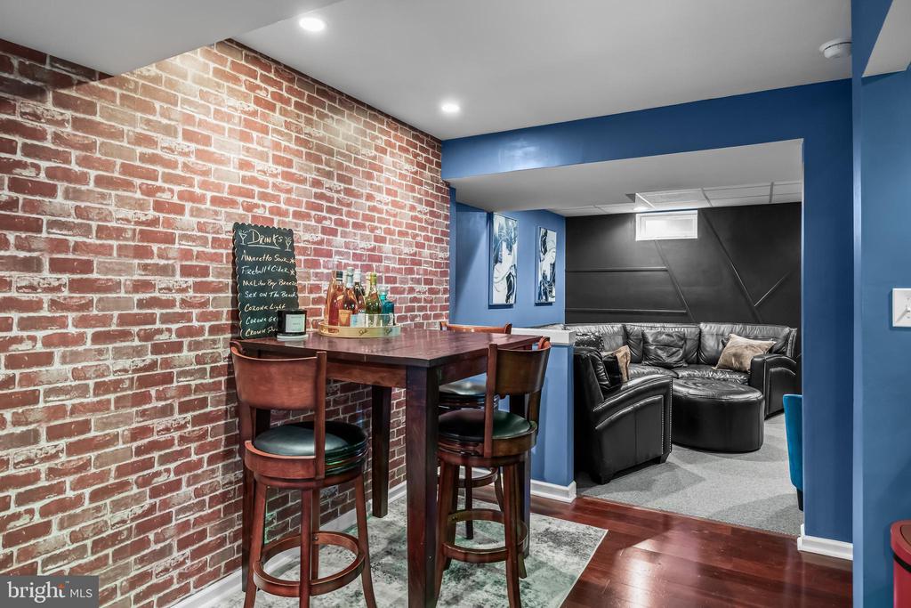 1430 CRANLEIGH LANE