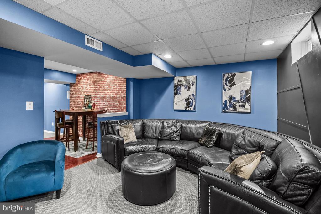 1430 CRANLEIGH LANE