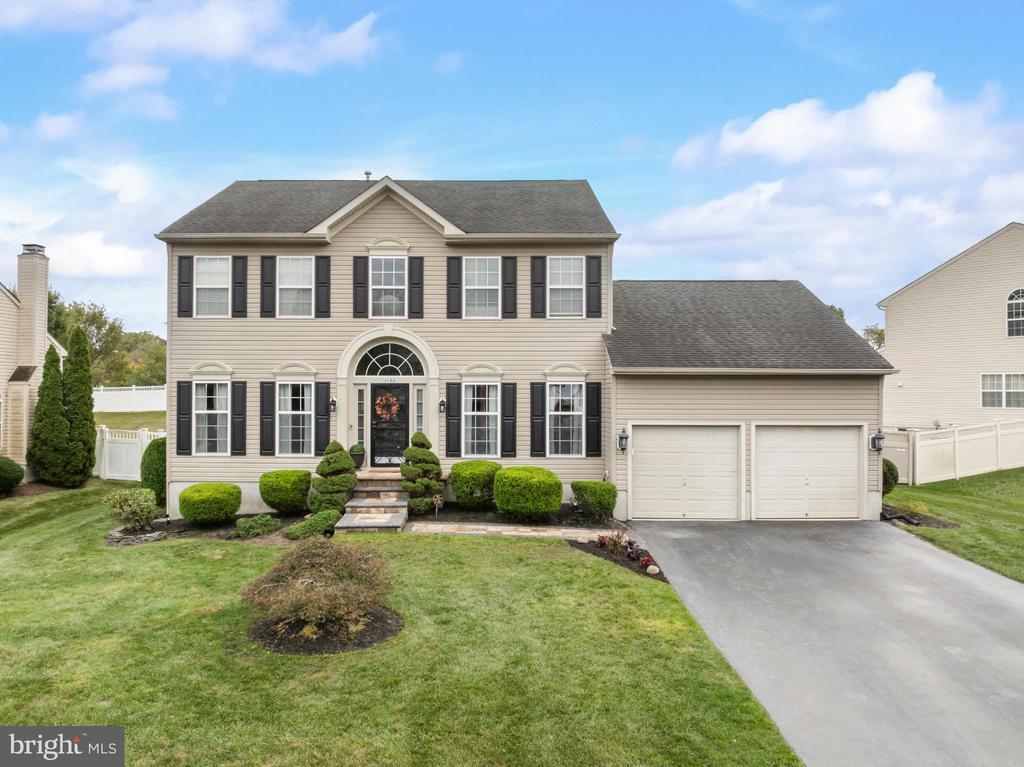 1430 CRANLEIGH LANE