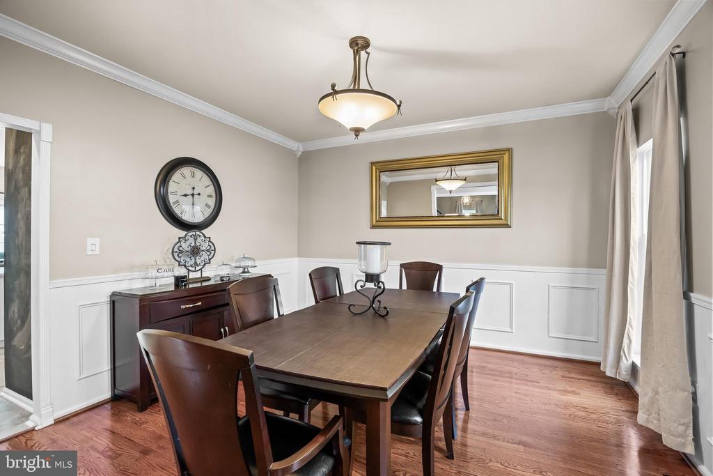1430 CRANLEIGH LANE