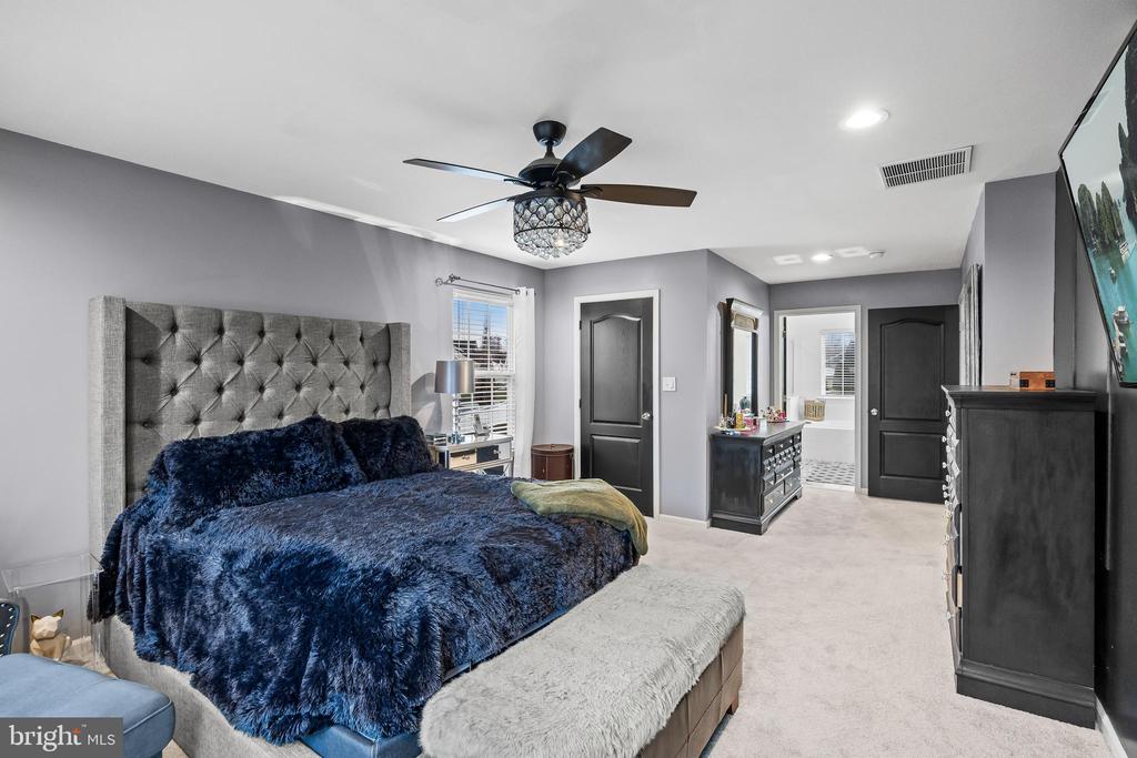 1430 CRANLEIGH LANE
