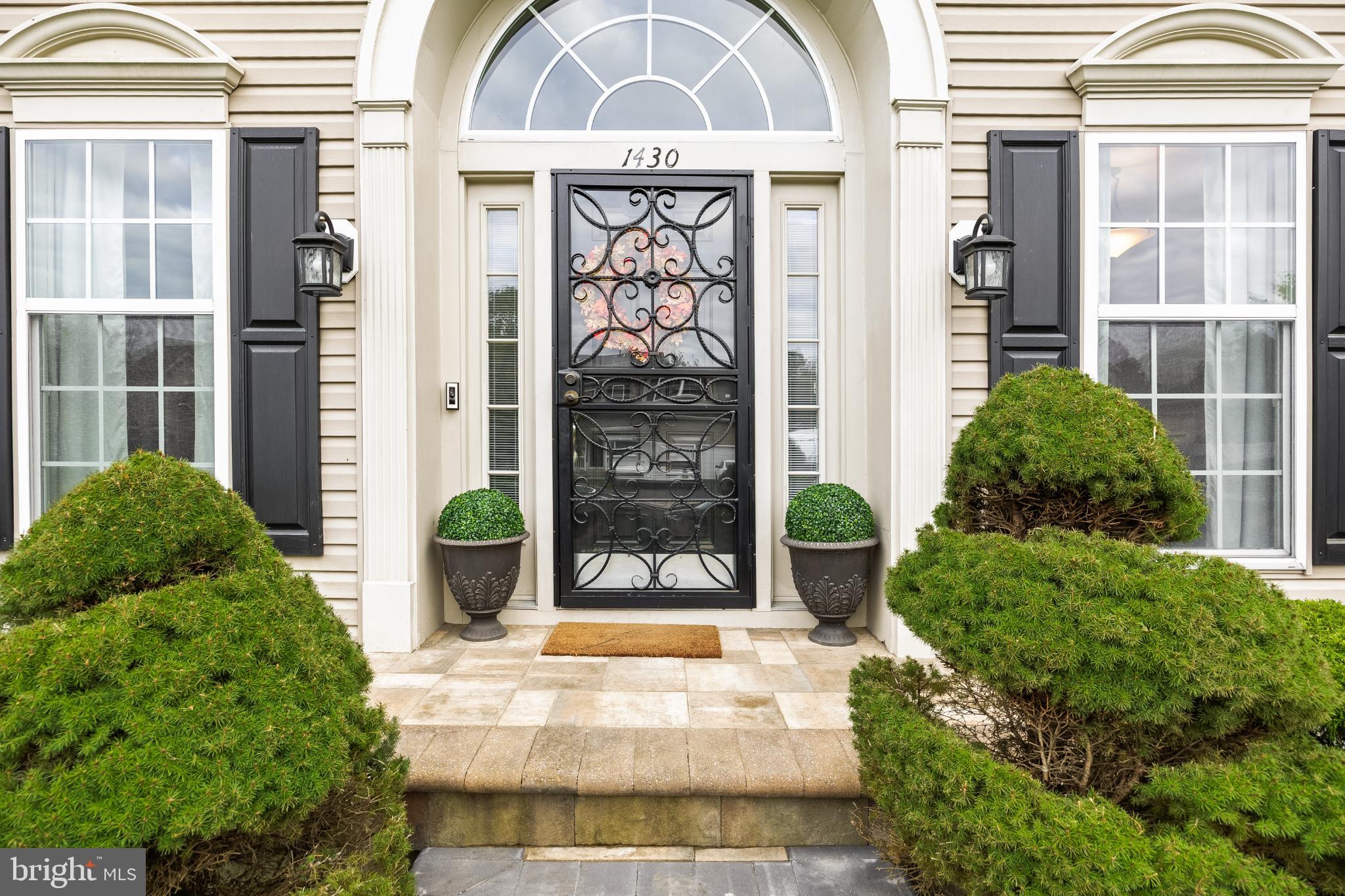 1430 CRANLEIGH LANE