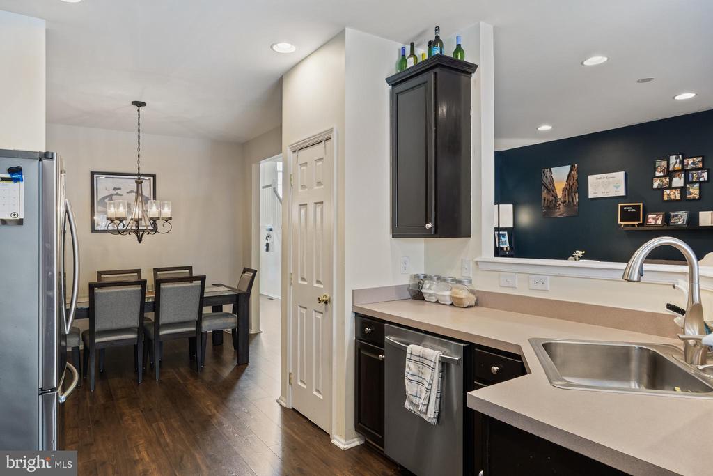 171 RITTENHOUSE