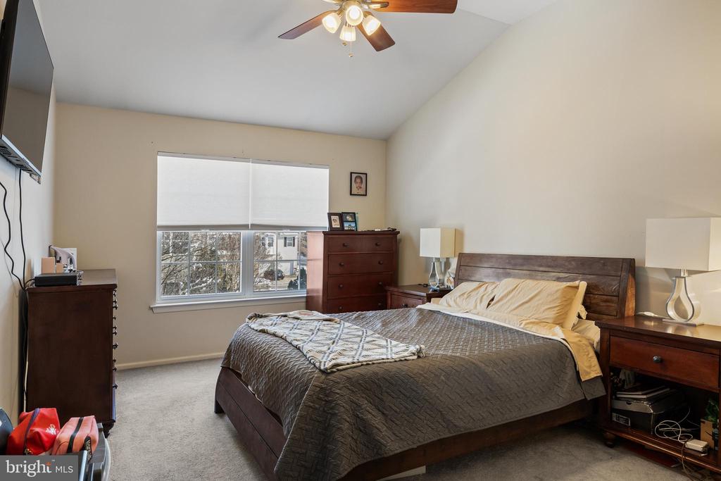 171 RITTENHOUSE