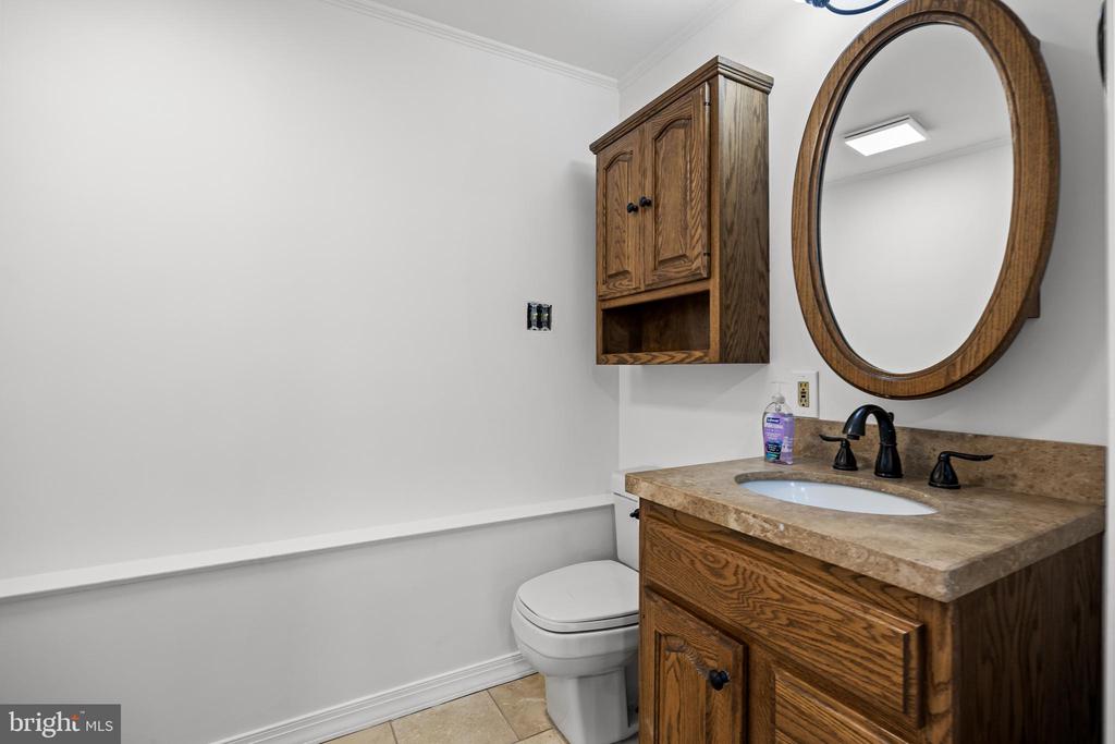 1581 COMMISSIONERS ROAD