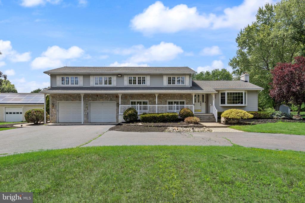 1581 COMMISSIONERS ROAD