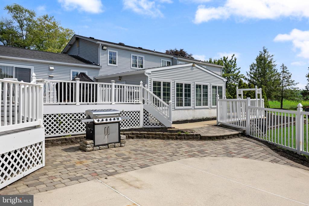 1581 COMMISSIONERS ROAD