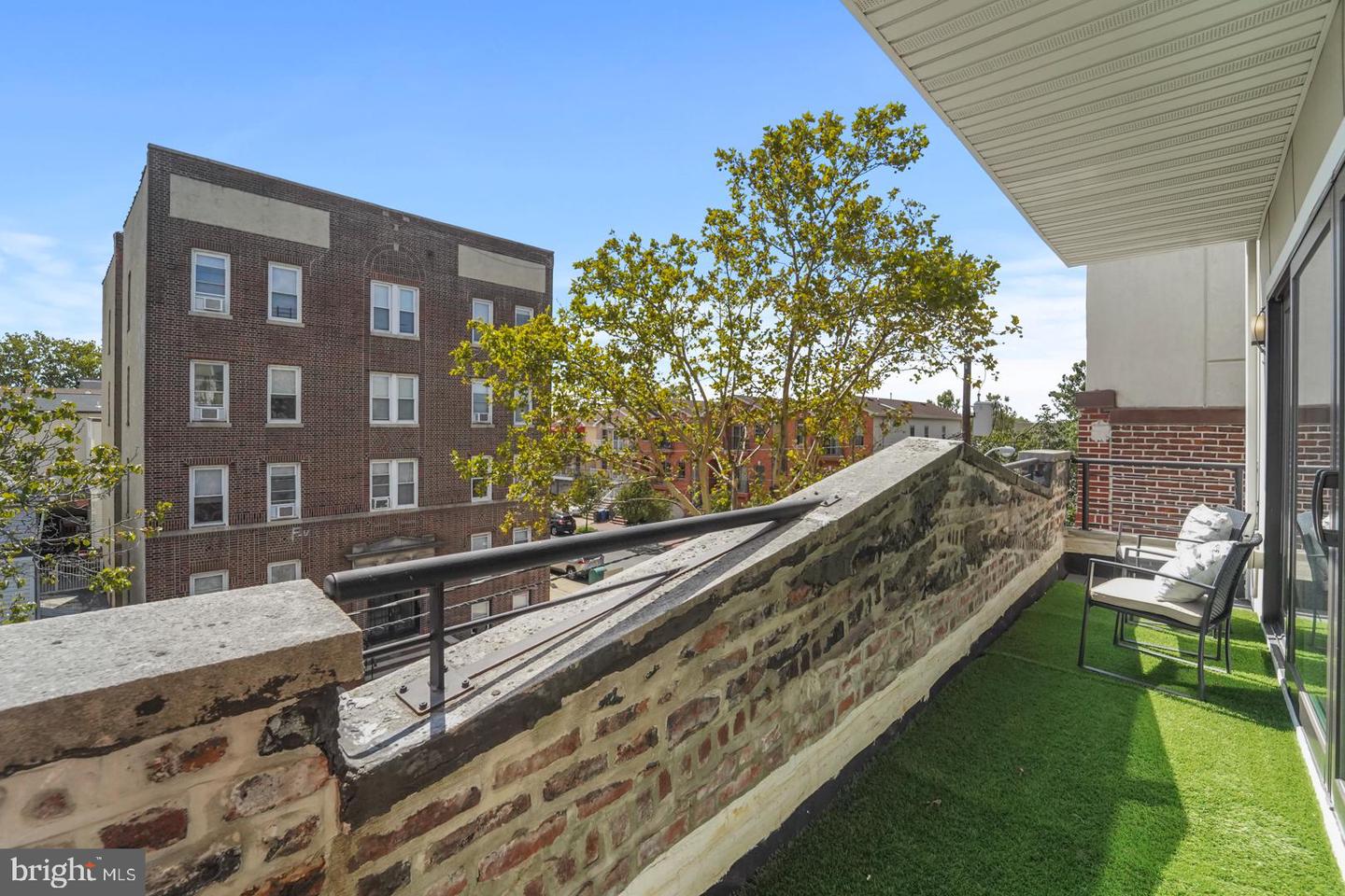 936 Pavonia Ave #3a