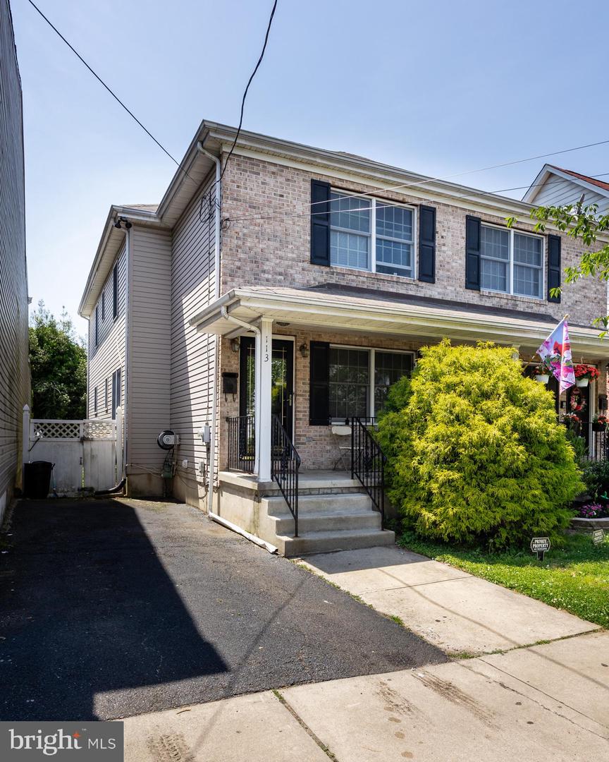 113 Anderson St