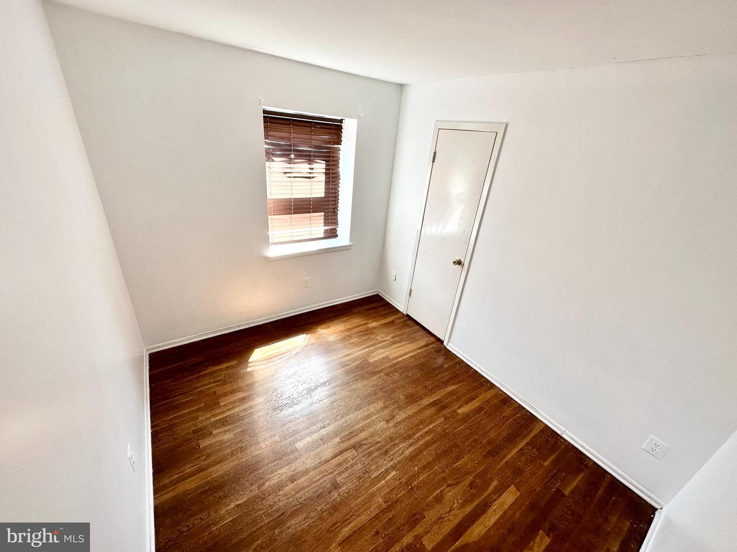 1412 Silver Ct