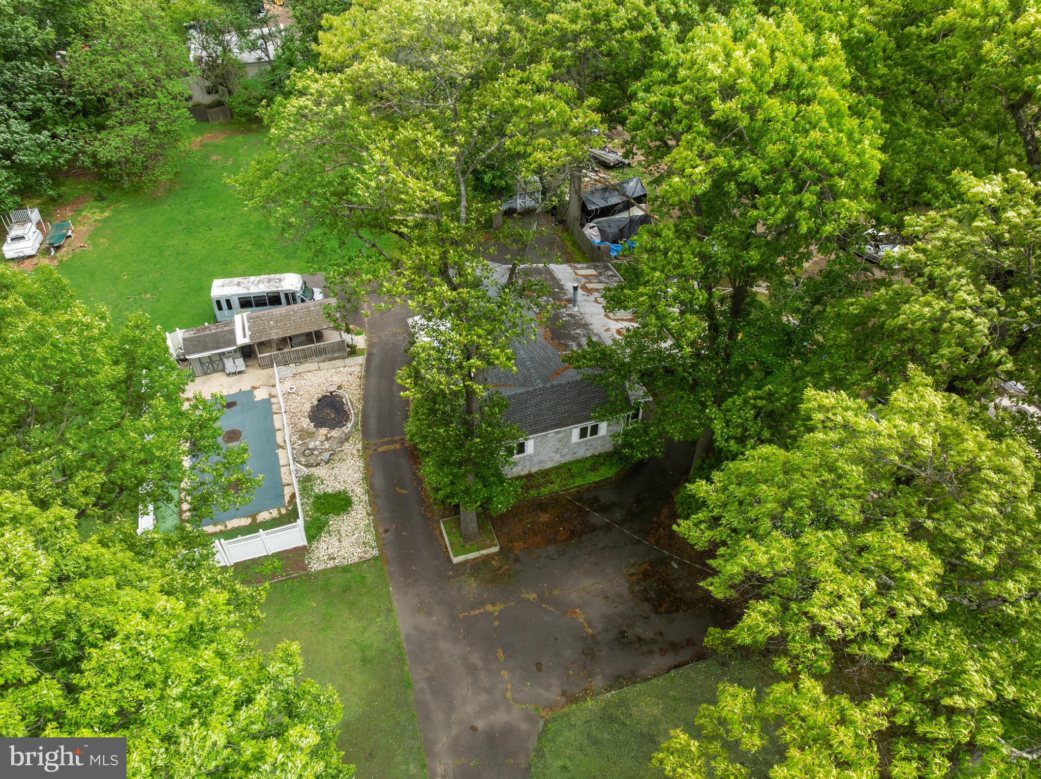 513 EGGERTS CROSSING ROAD