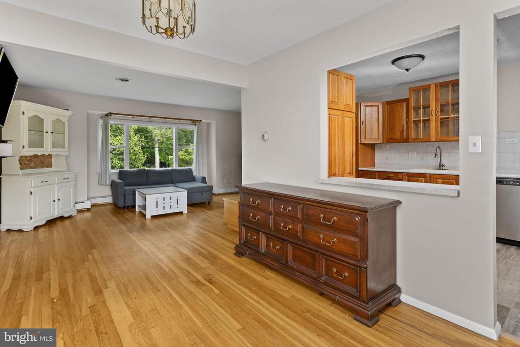7 HEMPSTEAD ROAD