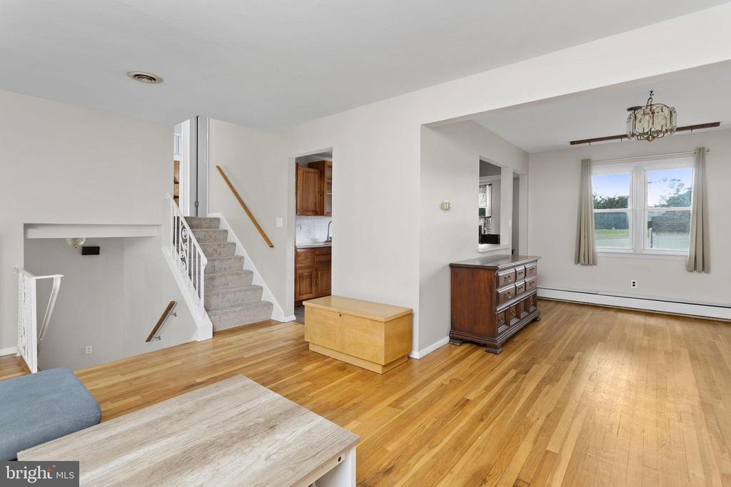 7 HEMPSTEAD ROAD
