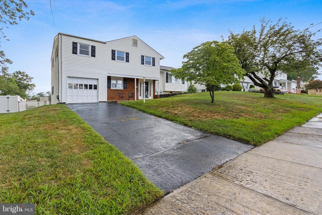 7 HEMPSTEAD ROAD