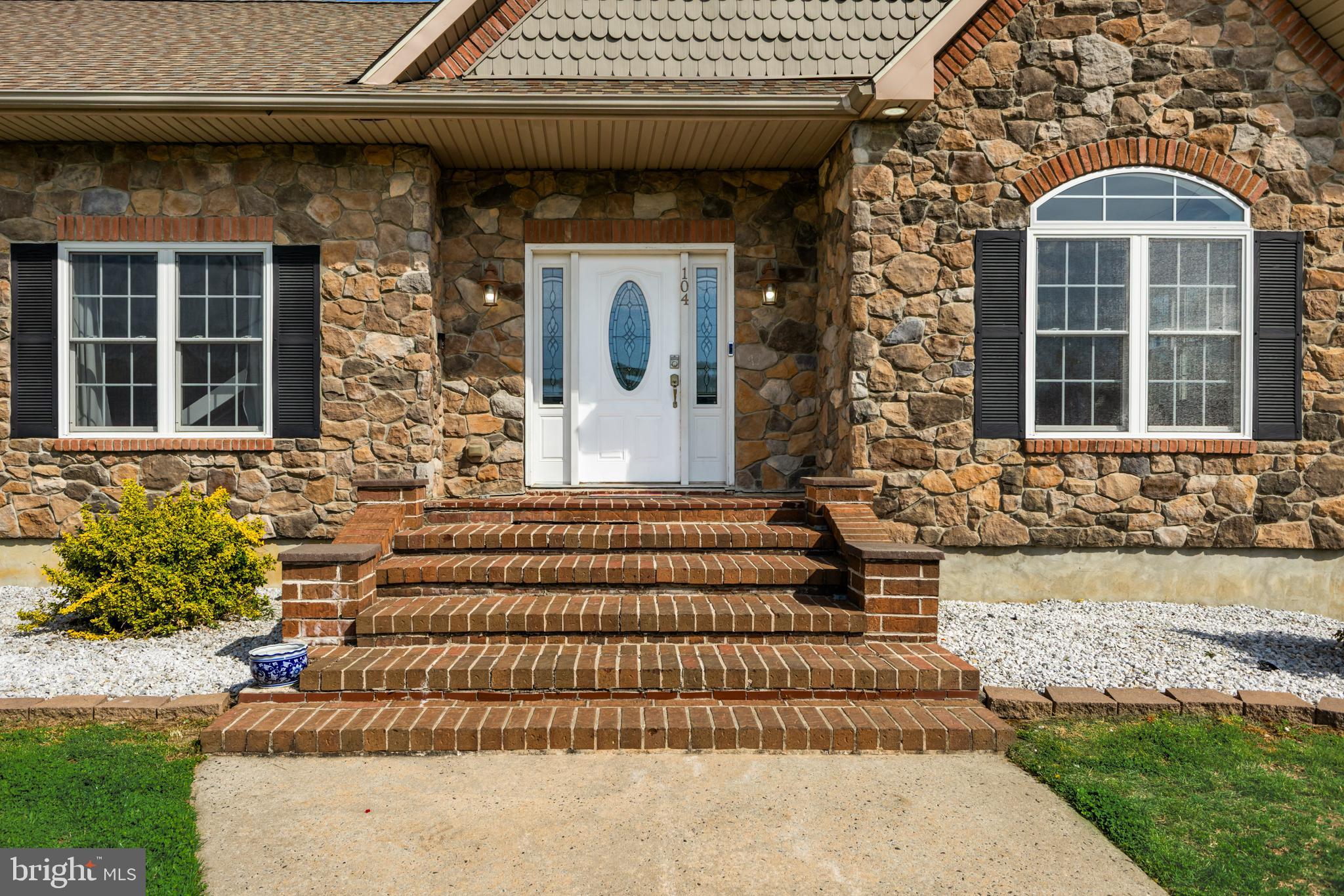 104 QUINTON ALLOWAY ROAD