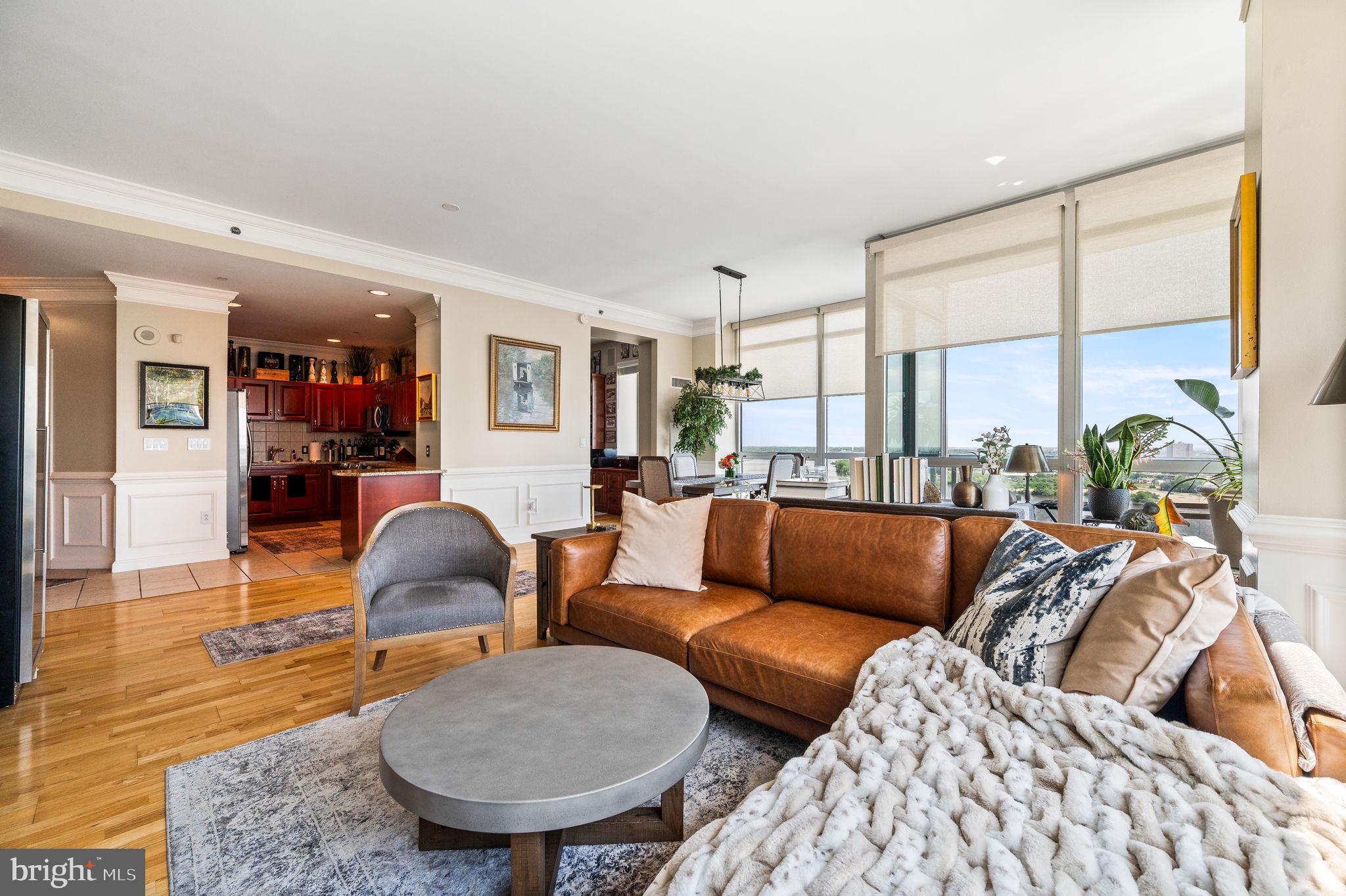 901 N Penn St #R1902