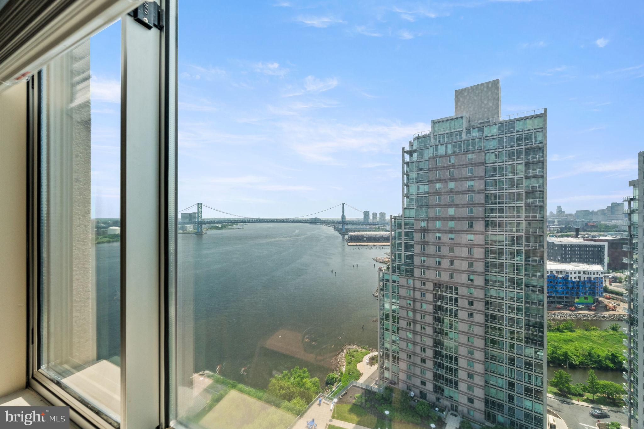 901 N Penn St #R1902