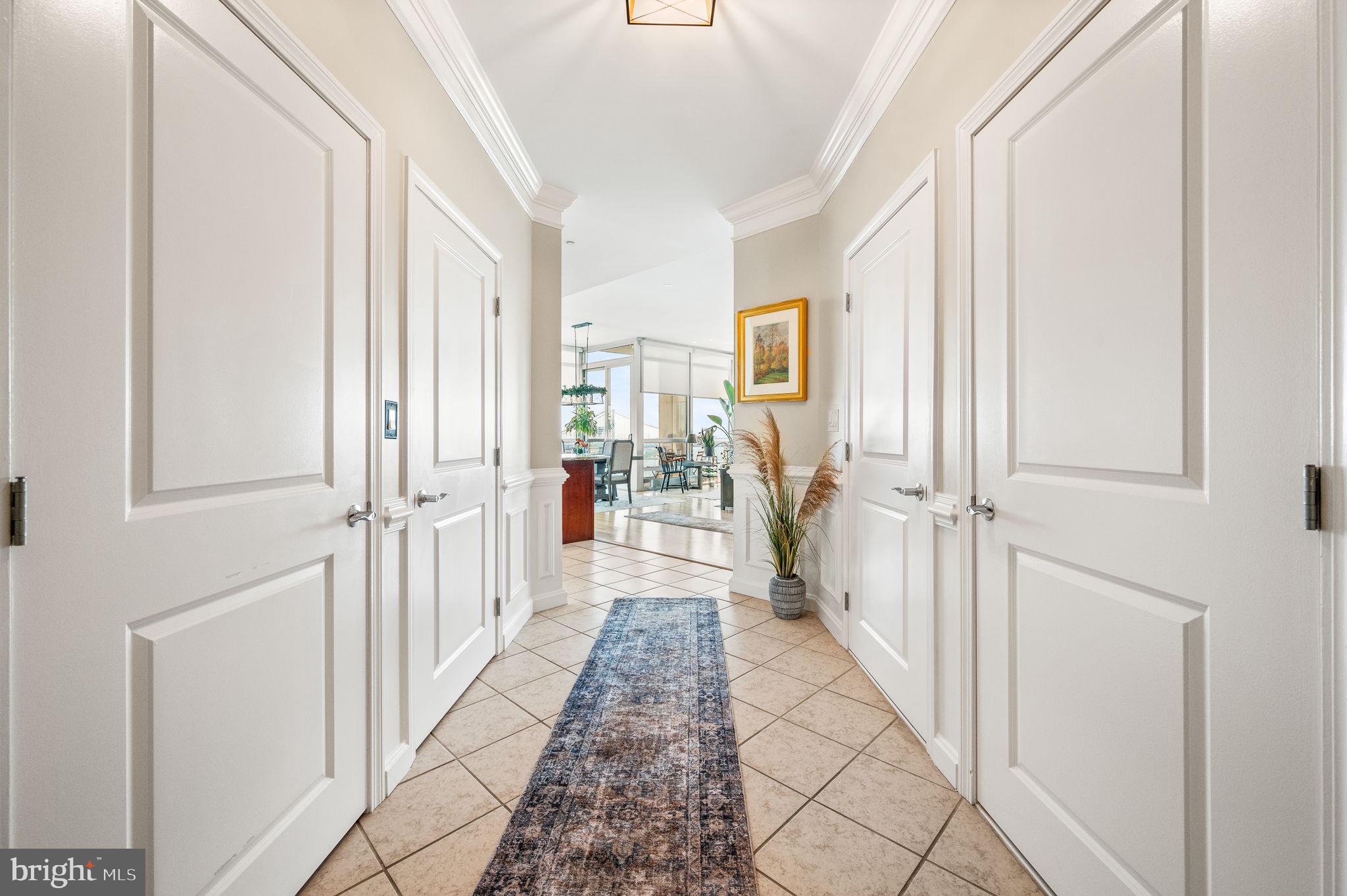 901 N Penn St #R1902