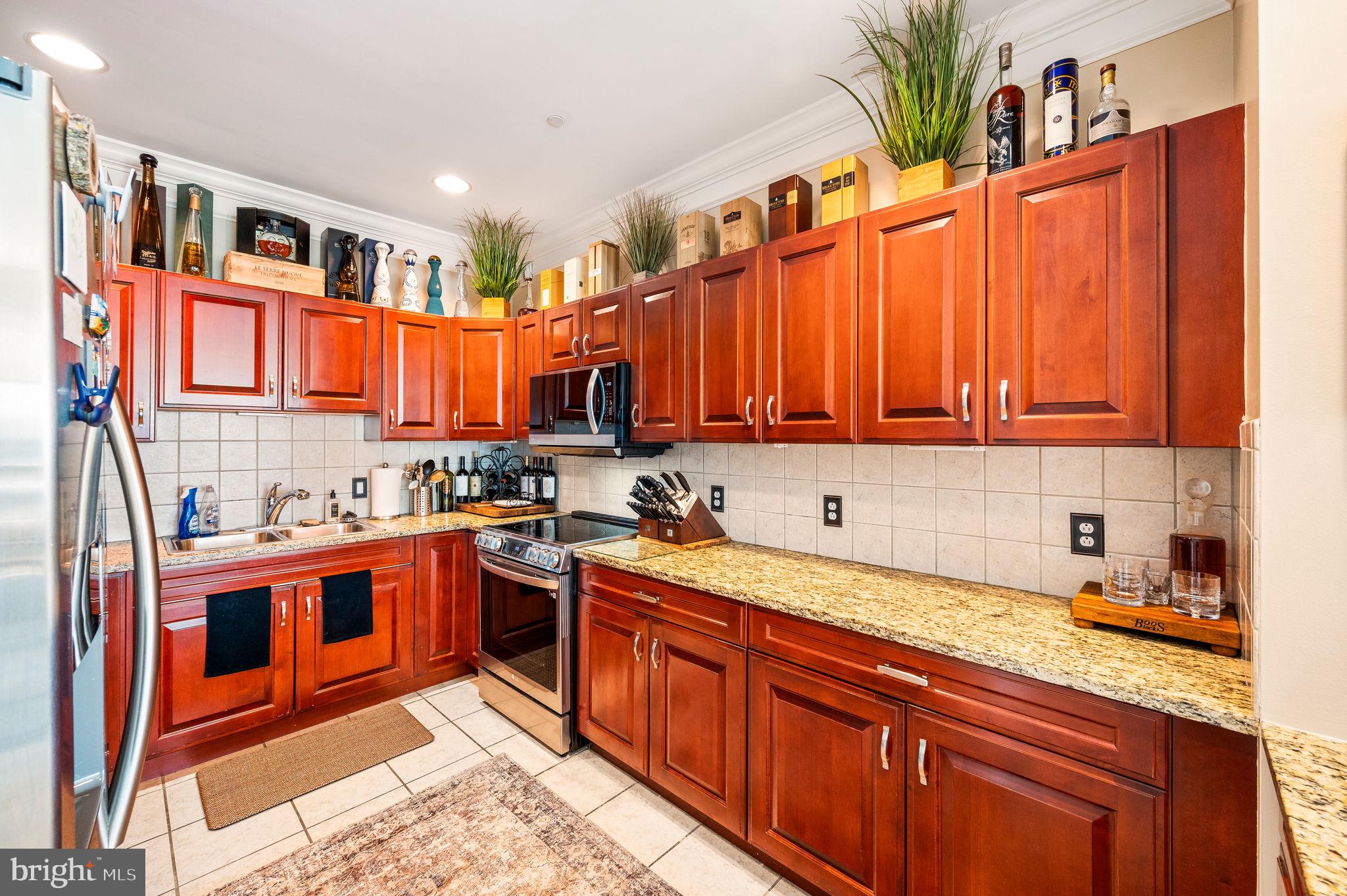 901 N Penn St #R1902