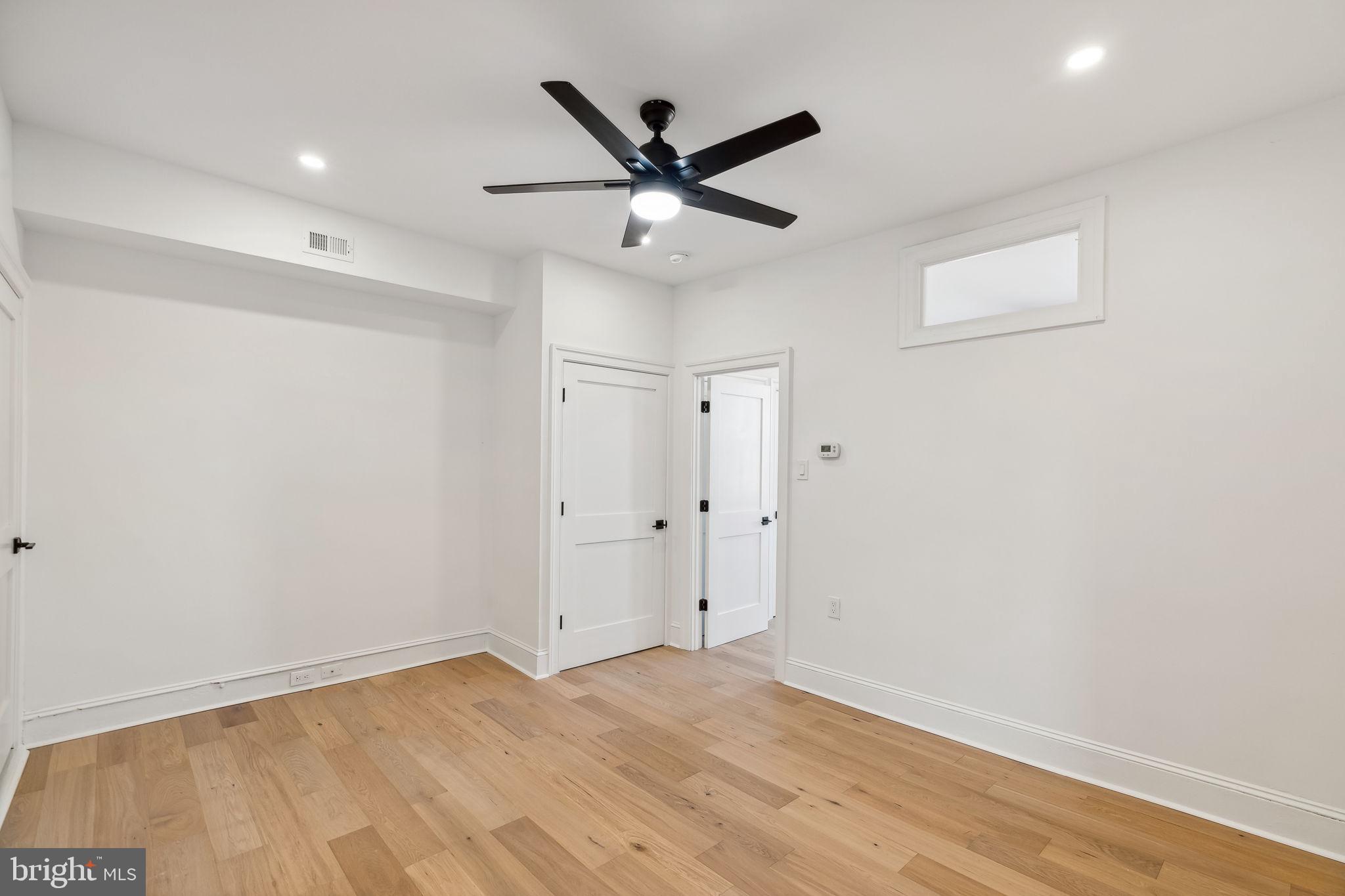 824 CHRISTIAN ST #3F