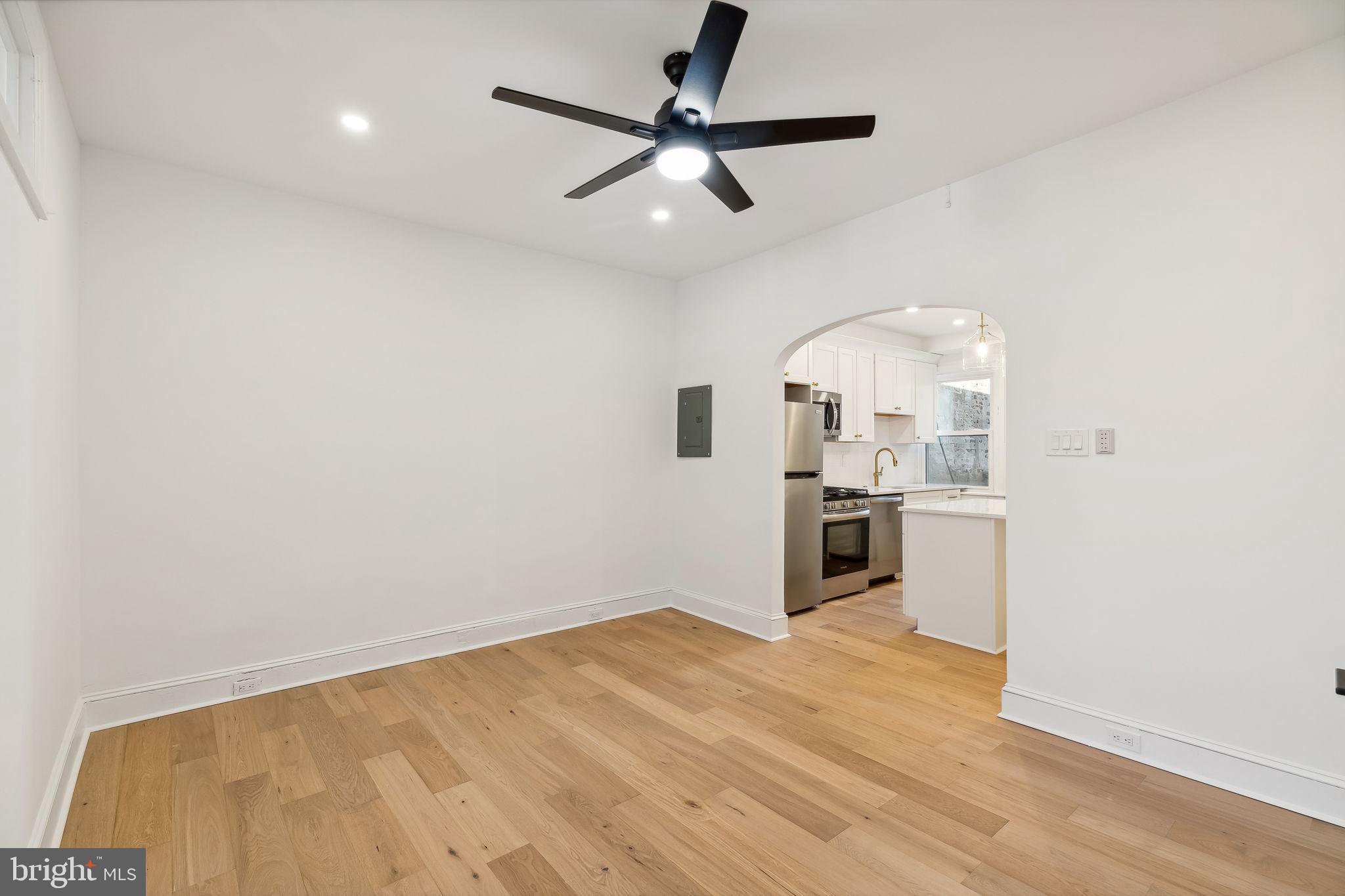 824 CHRISTIAN ST #3F
