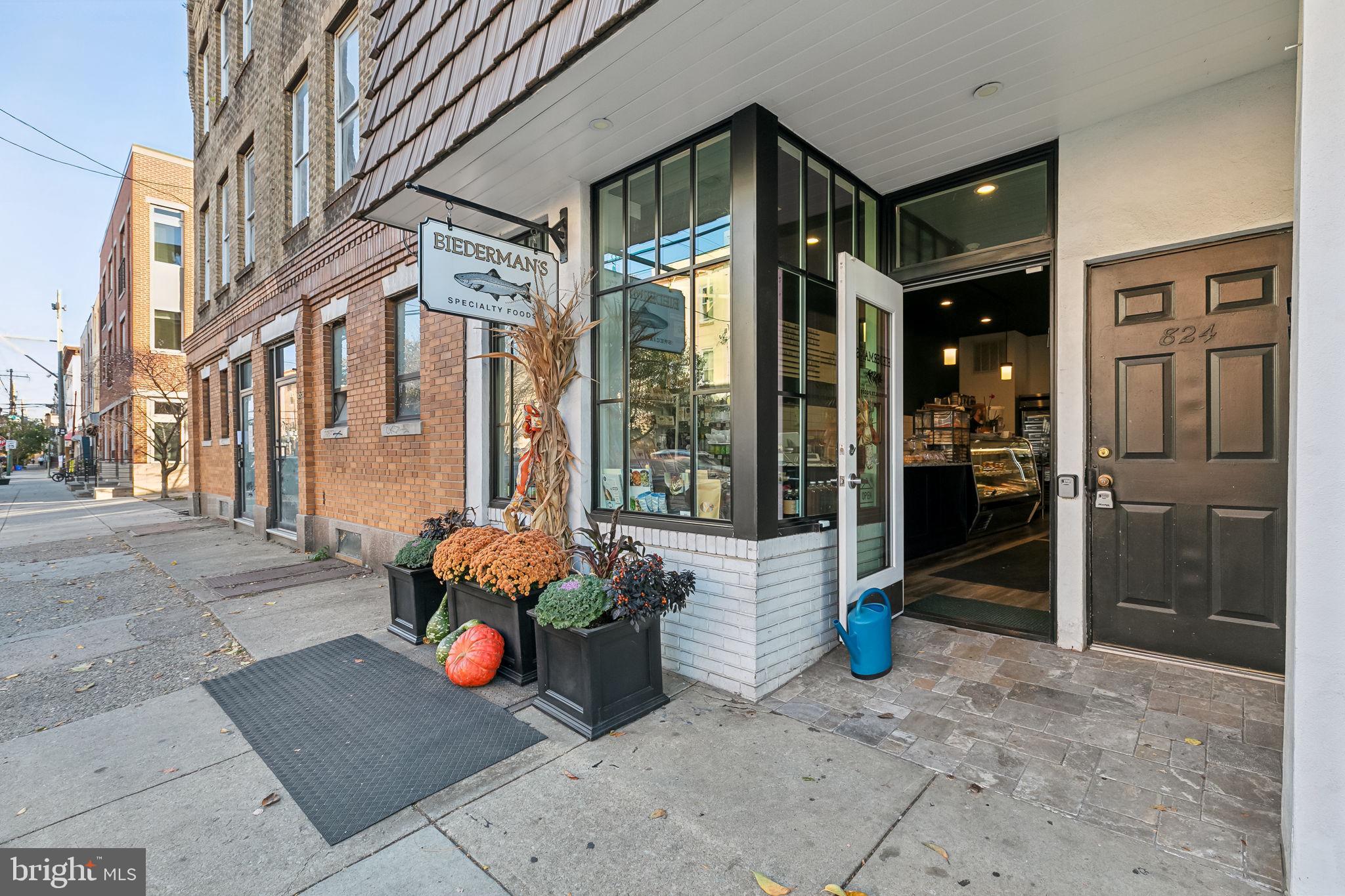 824 CHRISTIAN ST #3F