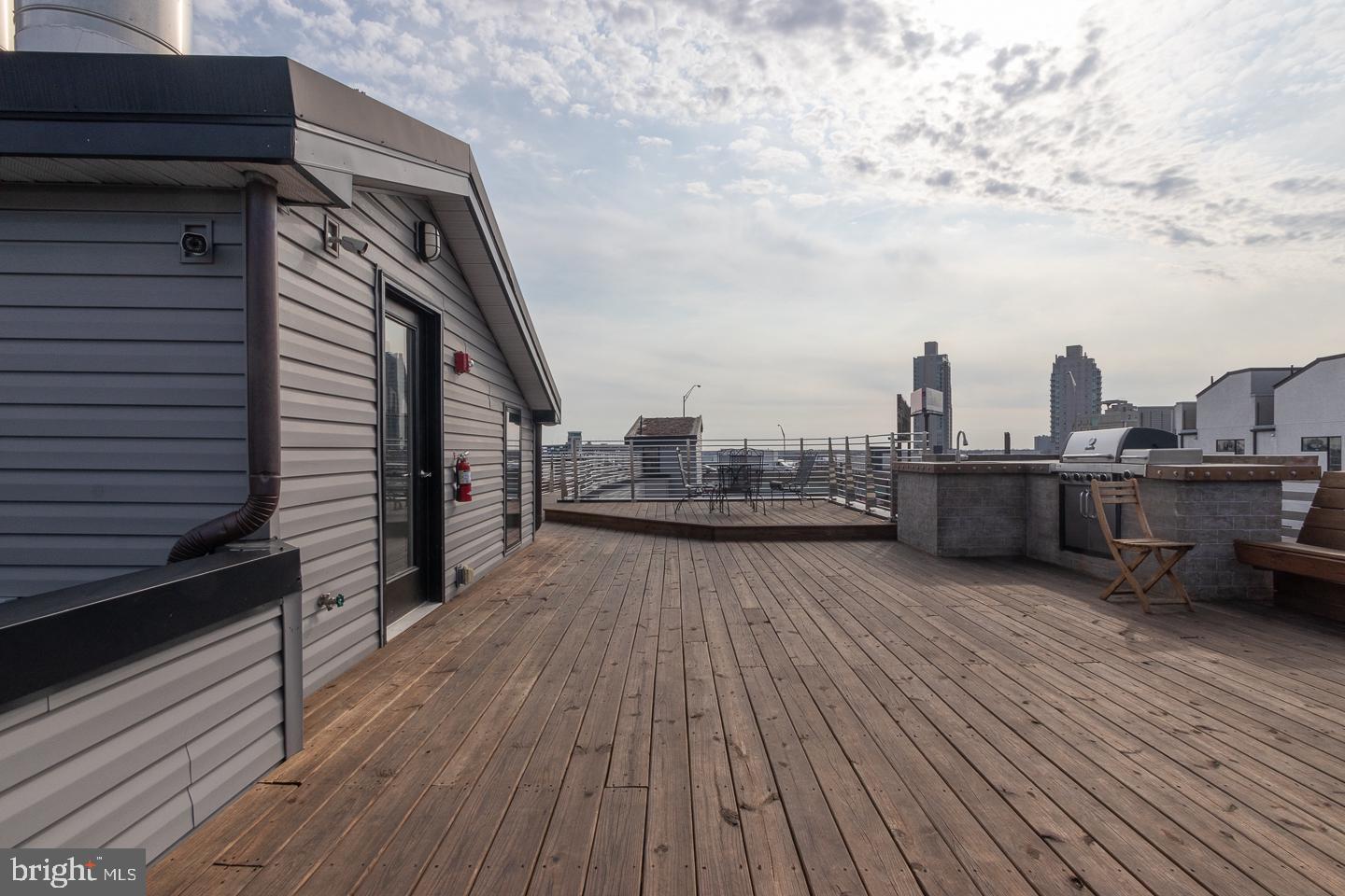938 NEW MARKET STREET #301