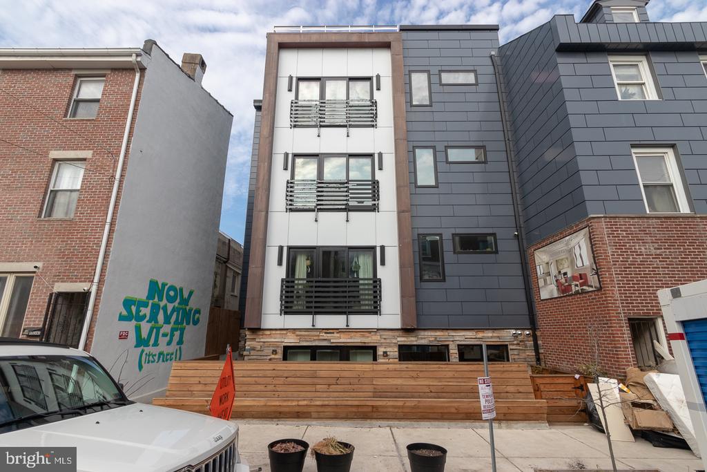 938 NEW MARKET STREET #302