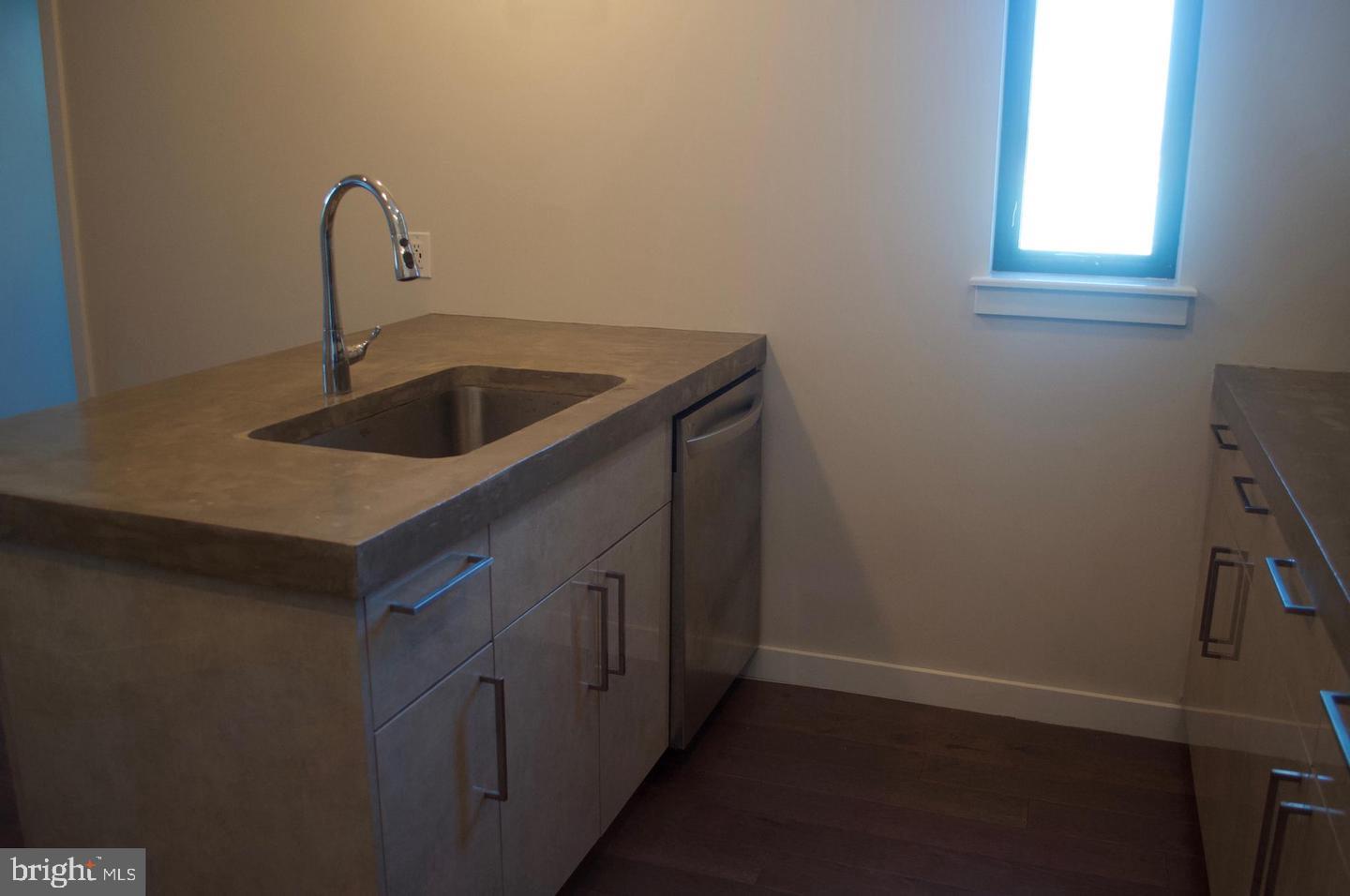 938 NEW MARKET STREET #302