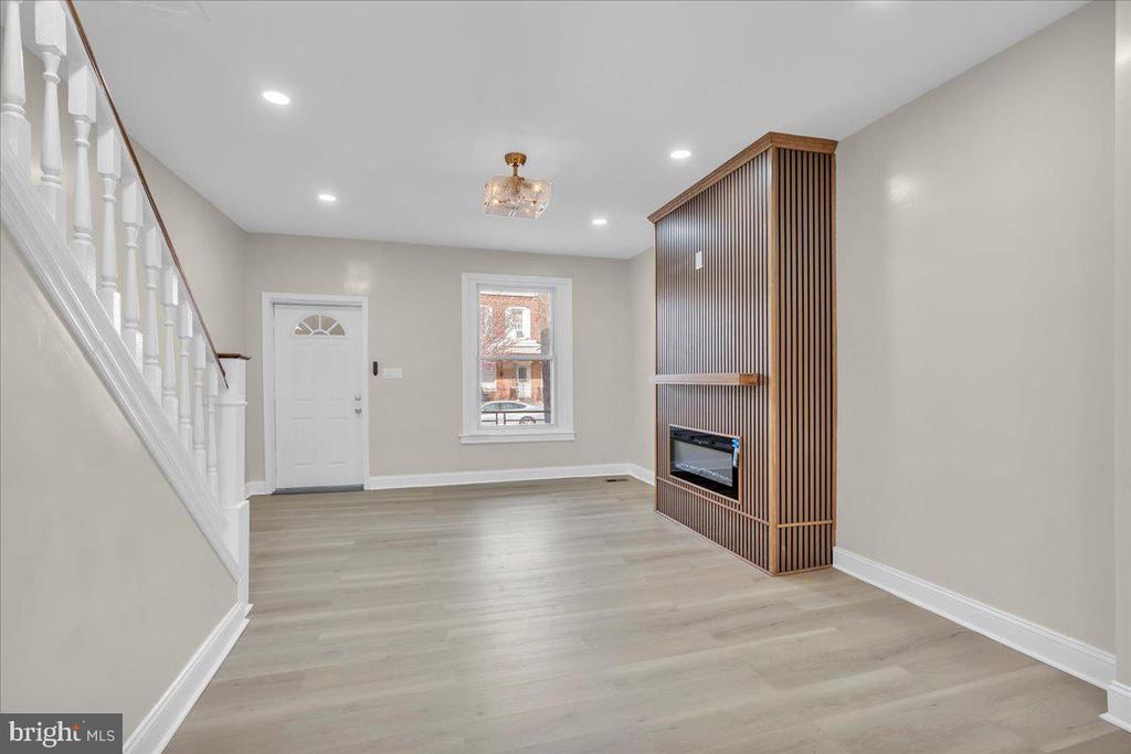 947 N 66TH STREET