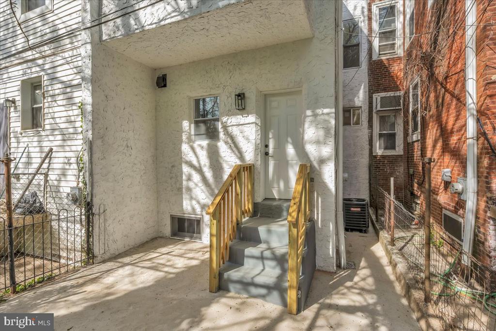 947 N 66TH STREET