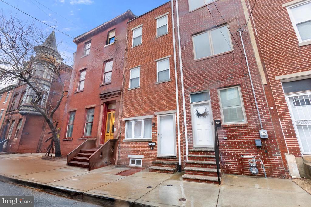 909 N 4TH STREET