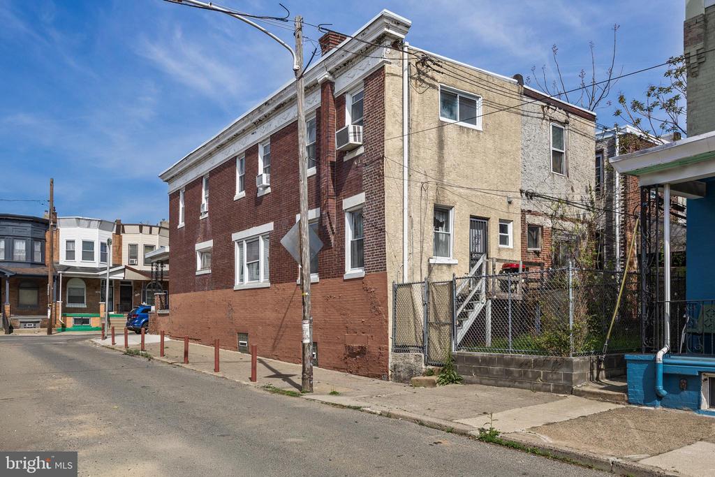 3641 N 11TH STREET