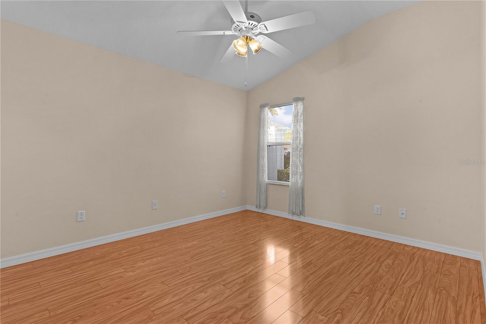446 FLOSSMOOR CT