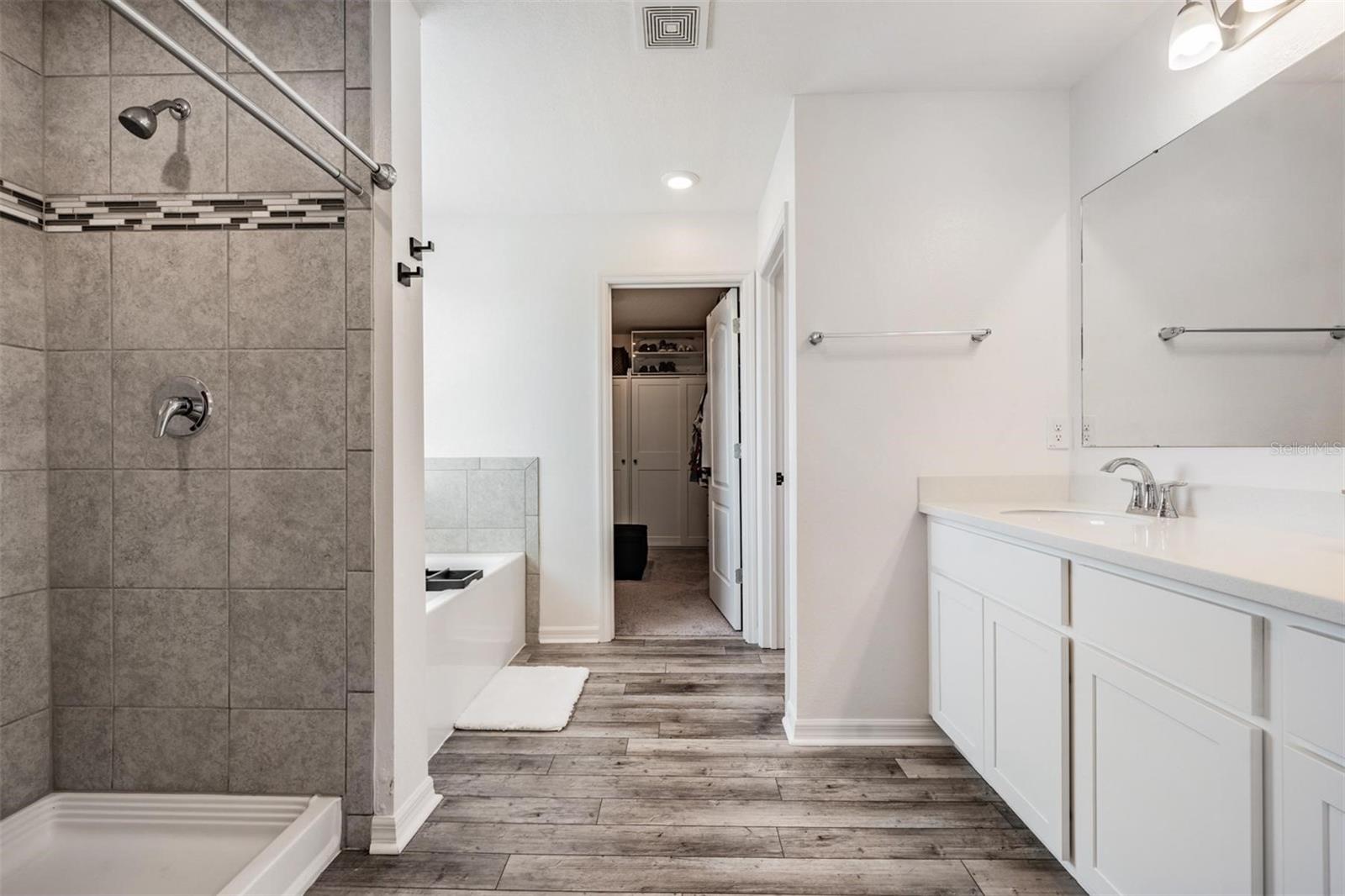 7759 ABBY BROOKS CIR