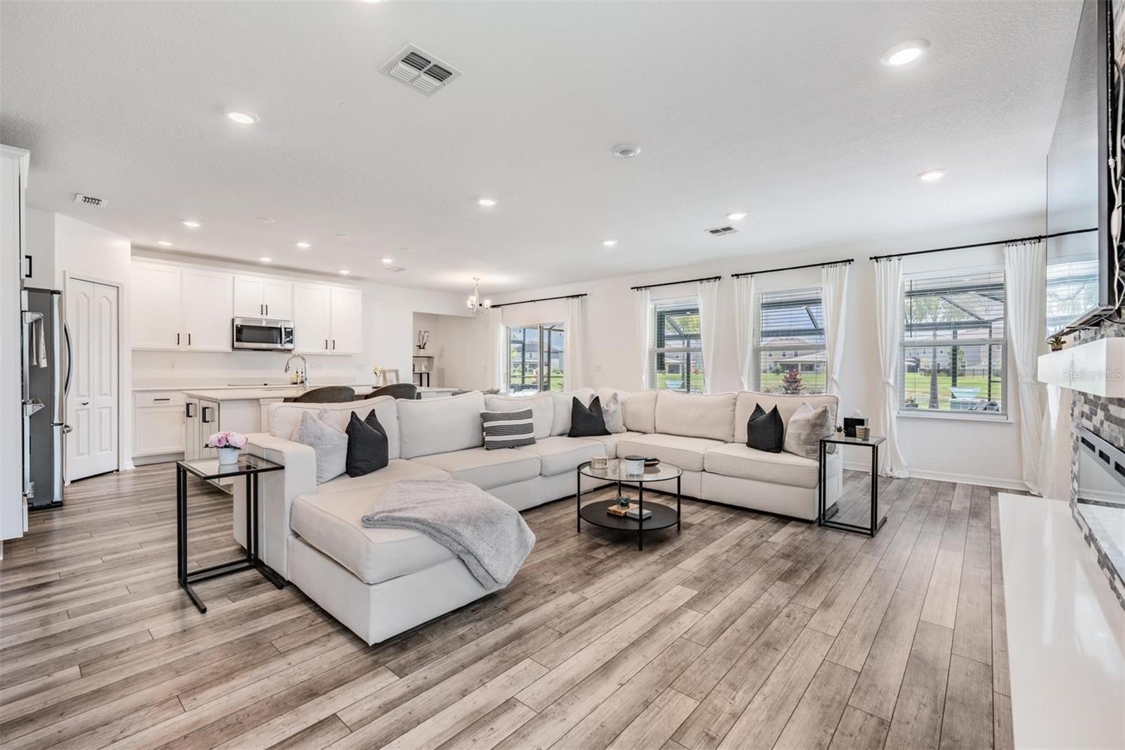 7759 ABBY BROOKS CIR