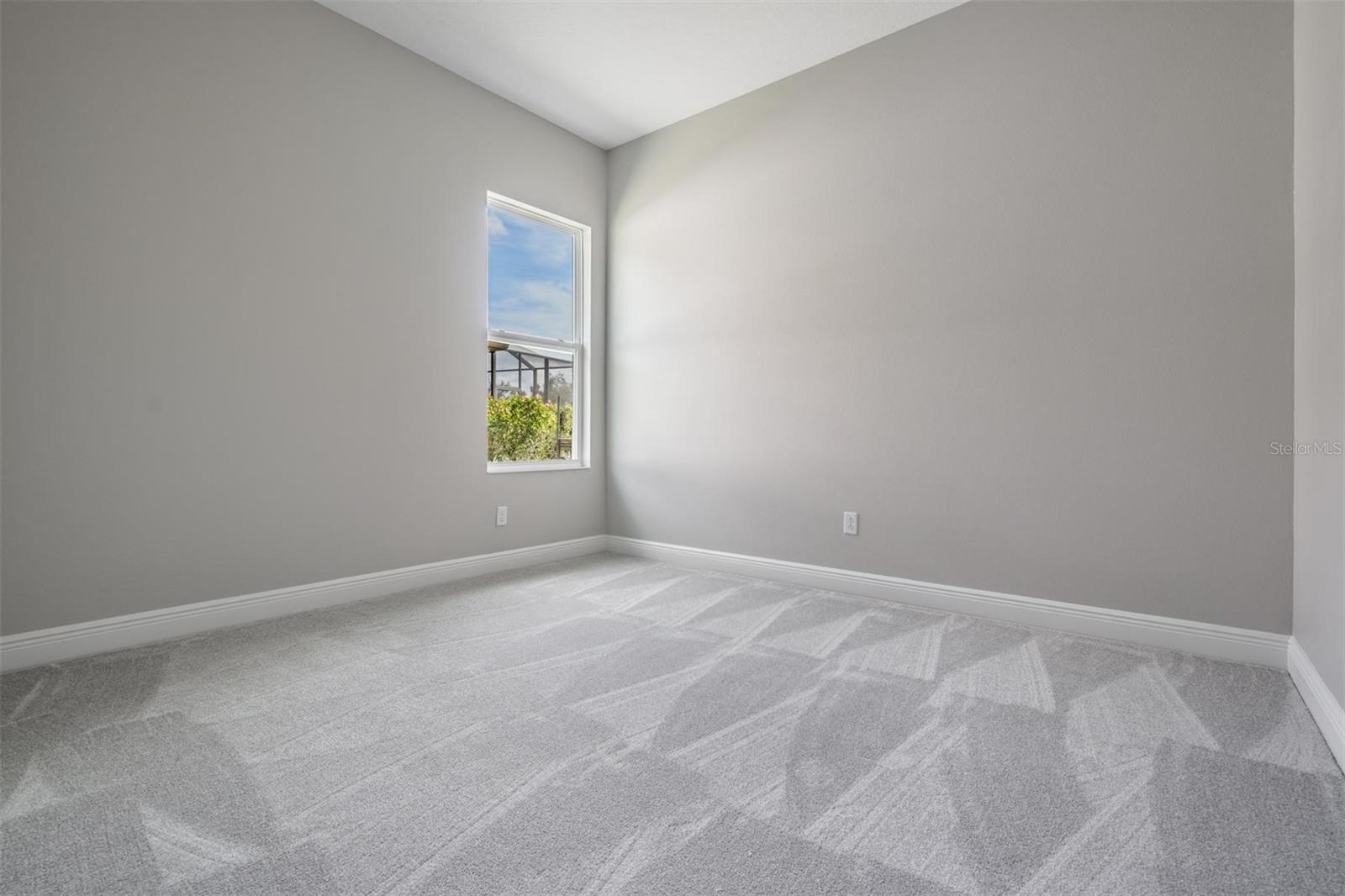32884 ESTATE GARDEN DR