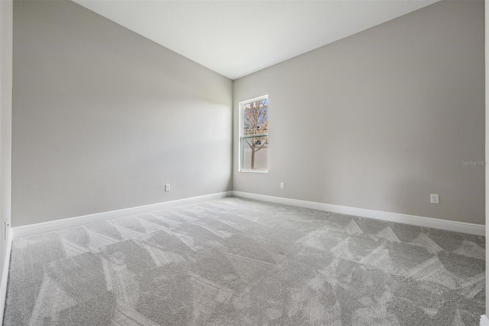 32884 ESTATE GARDEN DR