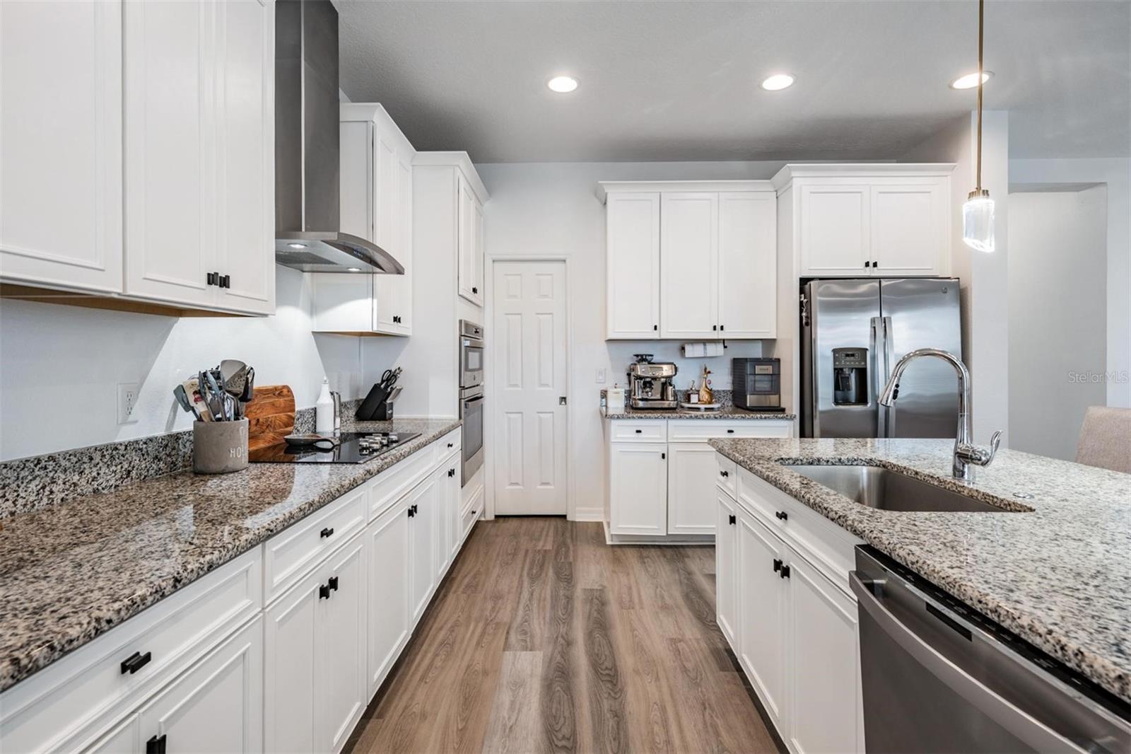 7446 YALE HARBOR DR